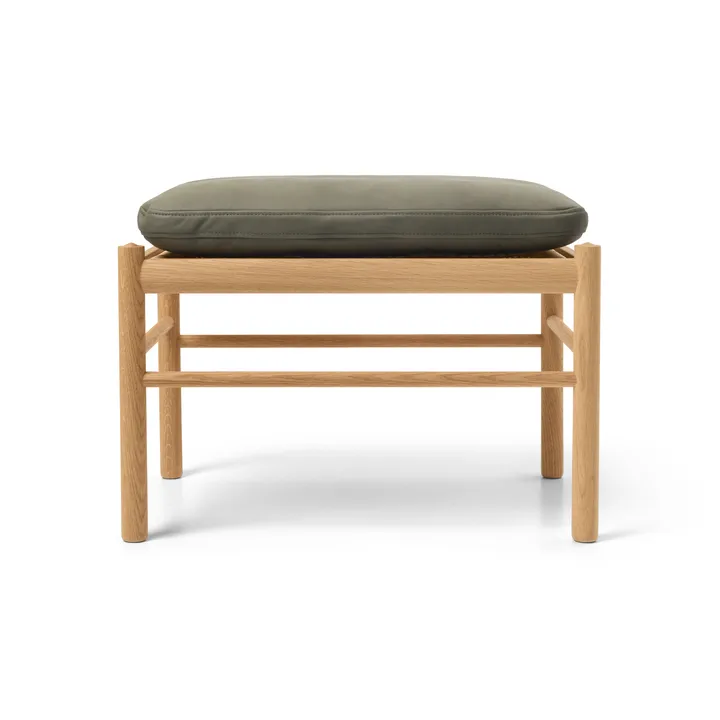 OW149F Colonial fotpall - Terra 20368-oljad ek - Carl Hansen & Søn