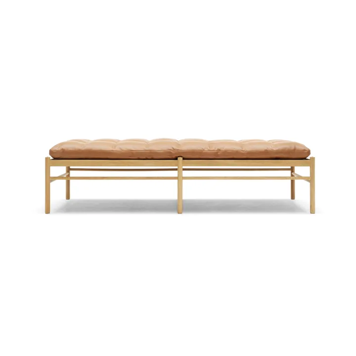 OW150 dagbädd - Läder loke 7050 brun-Oljad ek - Carl Hansen & Søn