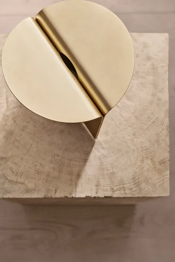 RF200 Petal bordslampa, Oiled oak-brass - Carl Hansen & Søn