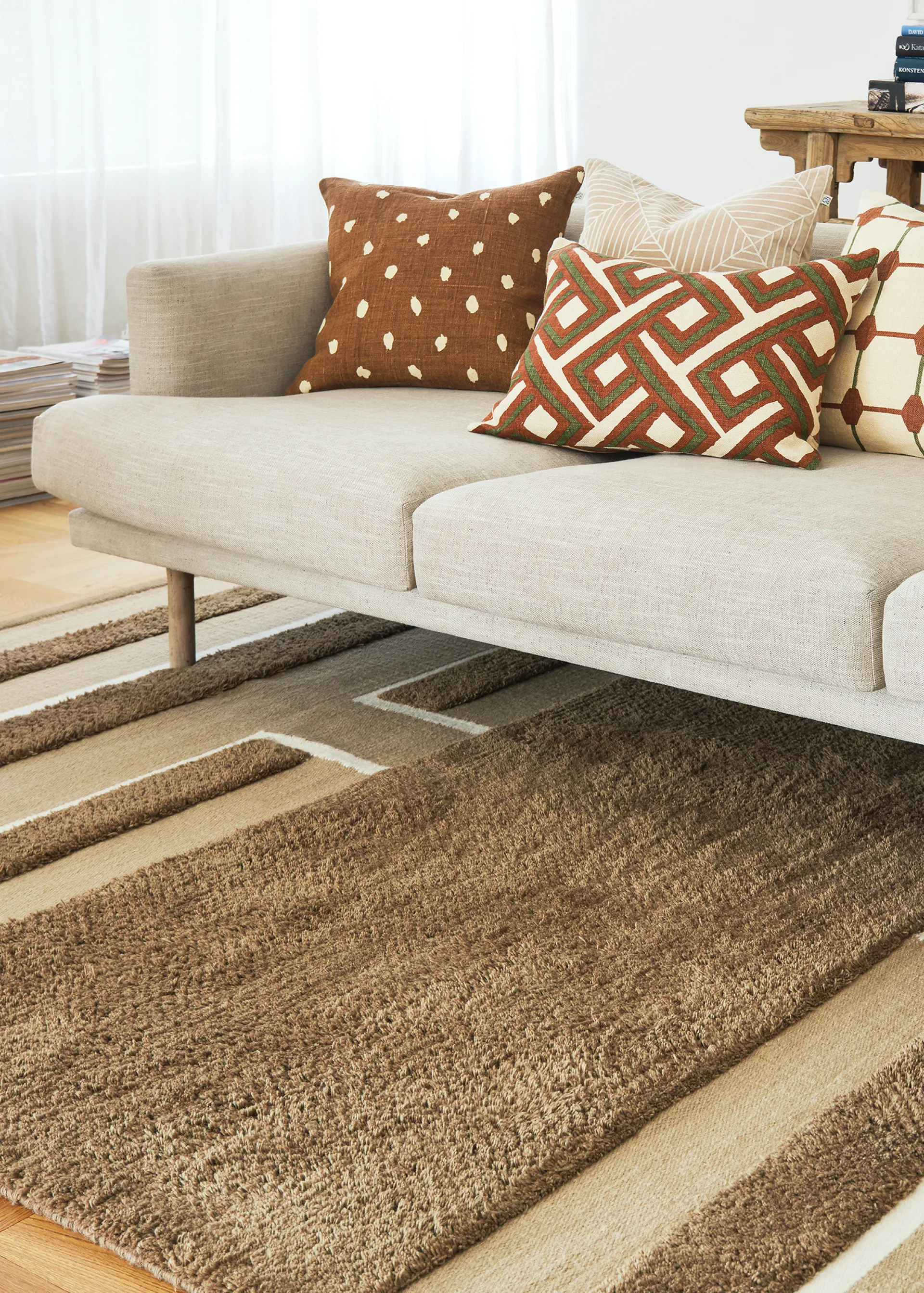 Veda matta 200x300 cm, Mocha-beige-off white Chhatwal & Jonsson