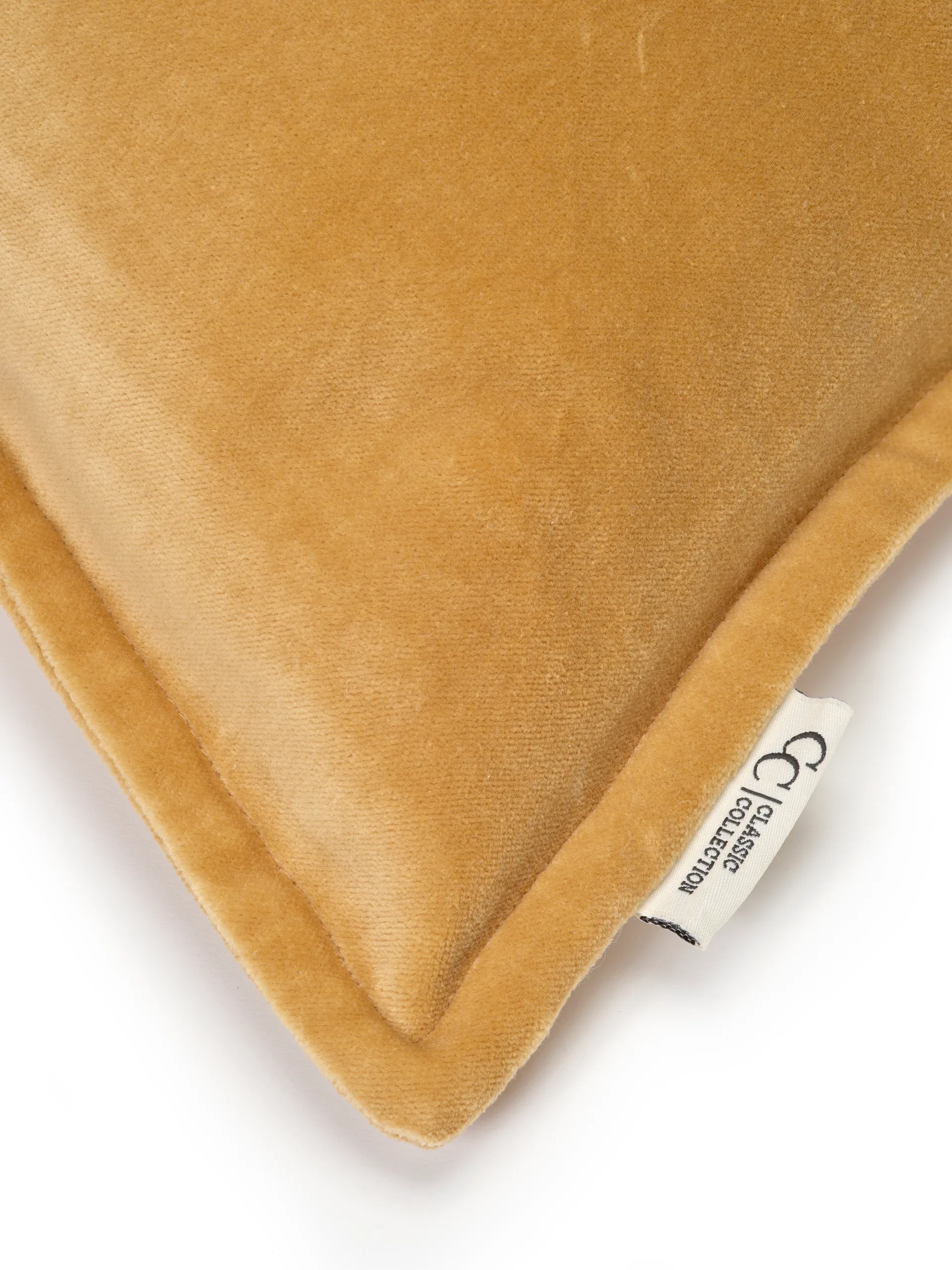 Classic Velvet kuddfodral 50x50 cm, Yellow Classic Collection