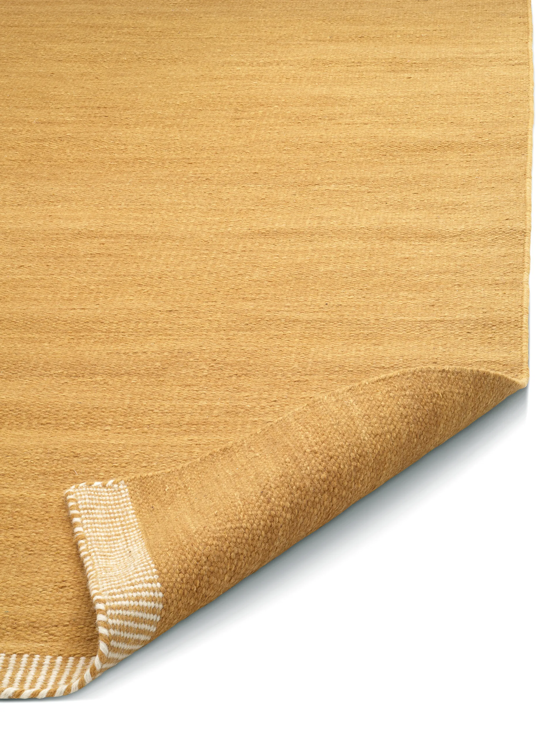 Pure matta, Gul, 250x350 cm Classic Collection