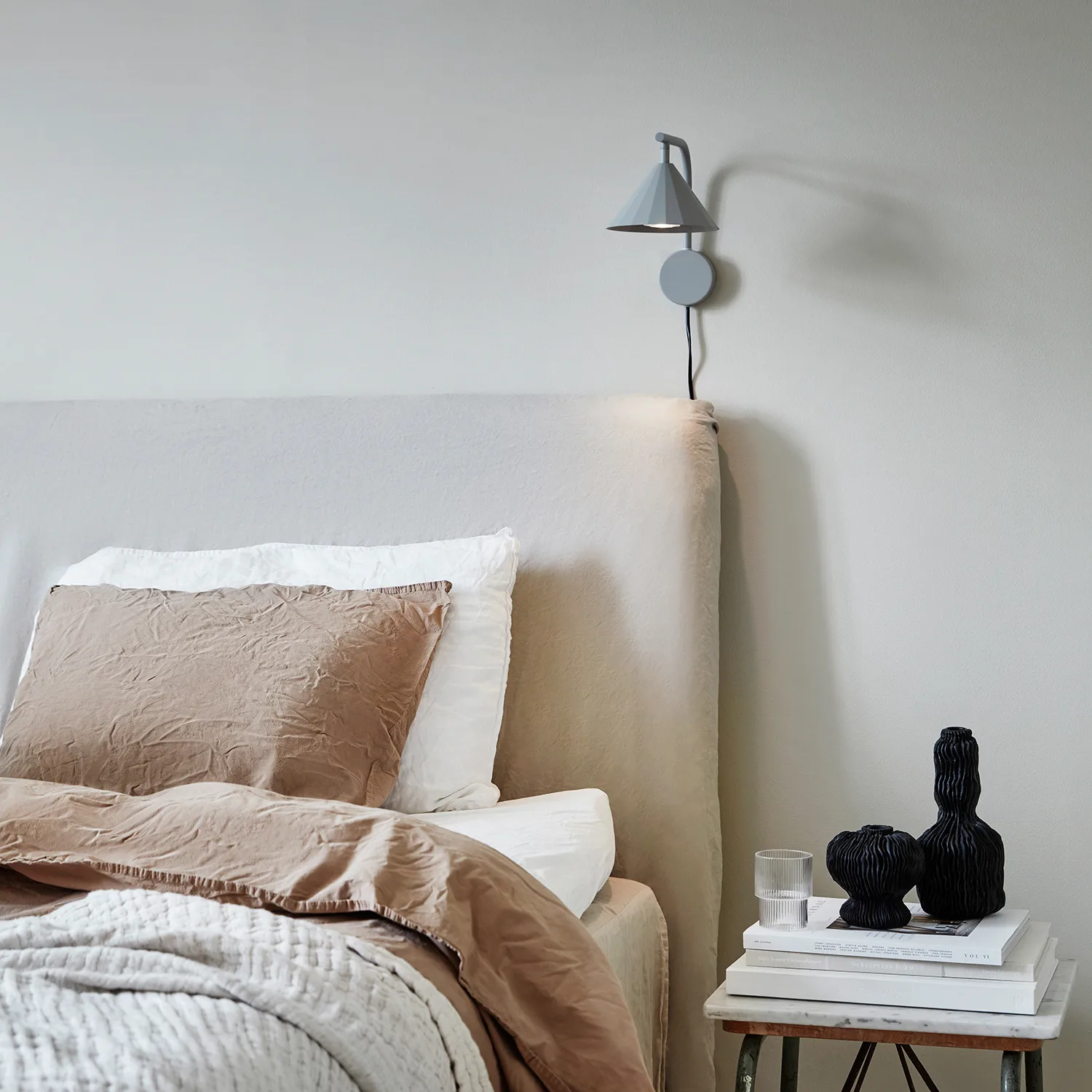 Rain vägglampa, Beige CO Bankeryd