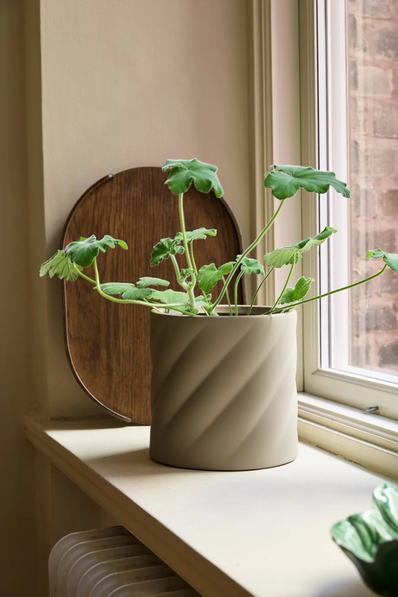 Twist blomkruka, Sand, medium Ø19 cm Cooee Design