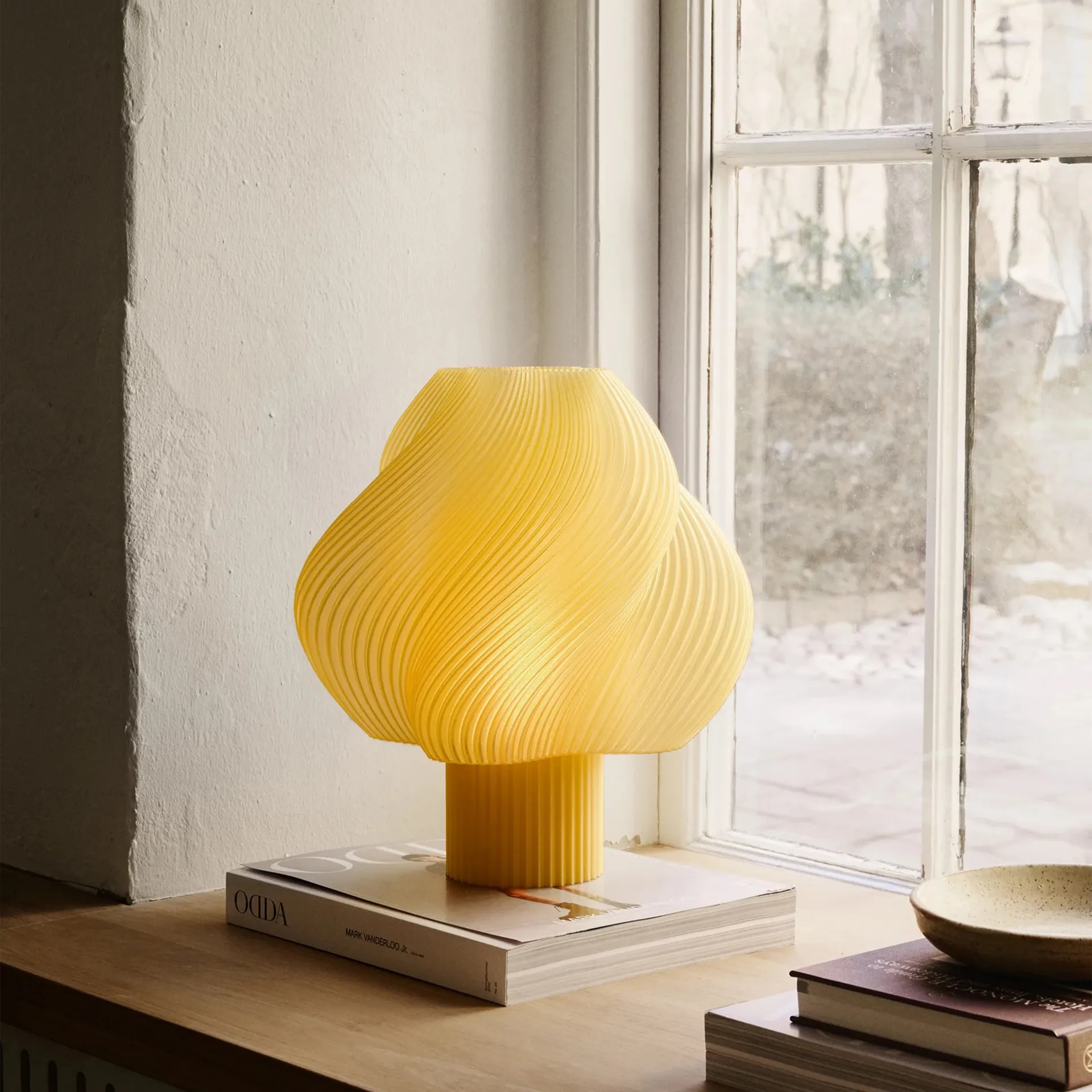 Soft Serve bordslampa, Limoncello sorbet, Grande, 34 cm Crème Atelier