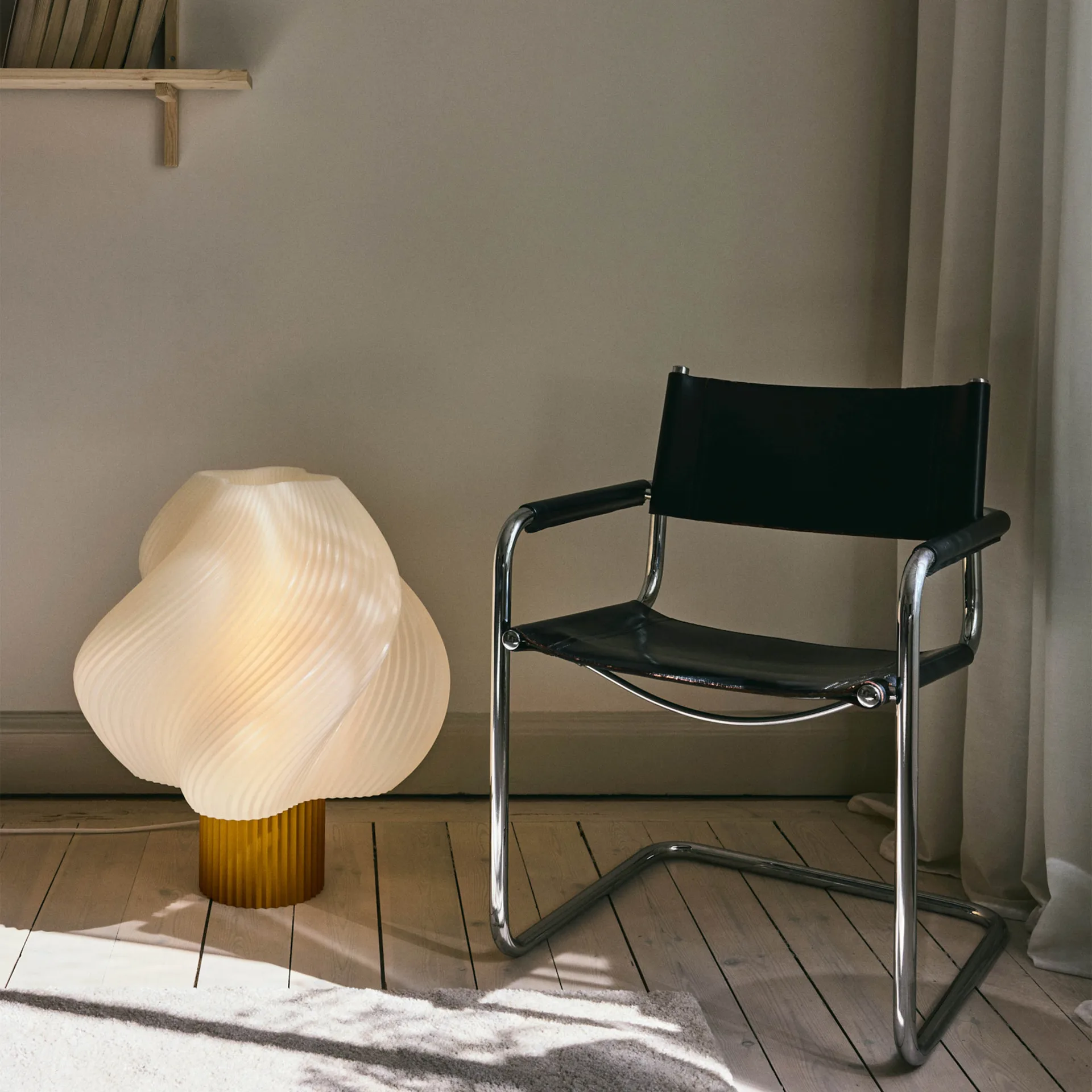 Soft Serve golvlampa, Cloudberry, Mega, 63 cm Crème Atelier