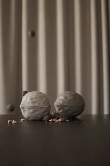 Walnut skål med lock - Dust - DBKD