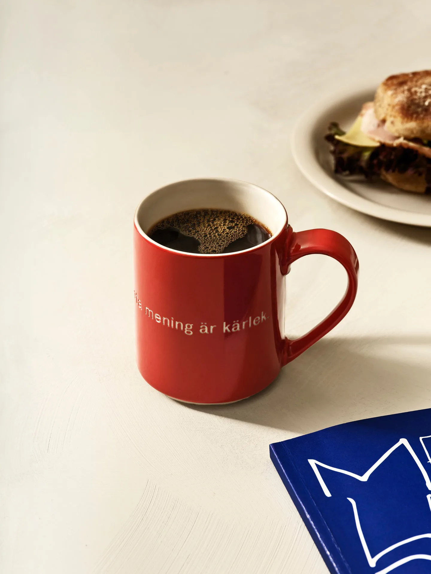 Astrid Lindgren mugg, ja, jag tror att livets…, Svensk text Design House Stockholm