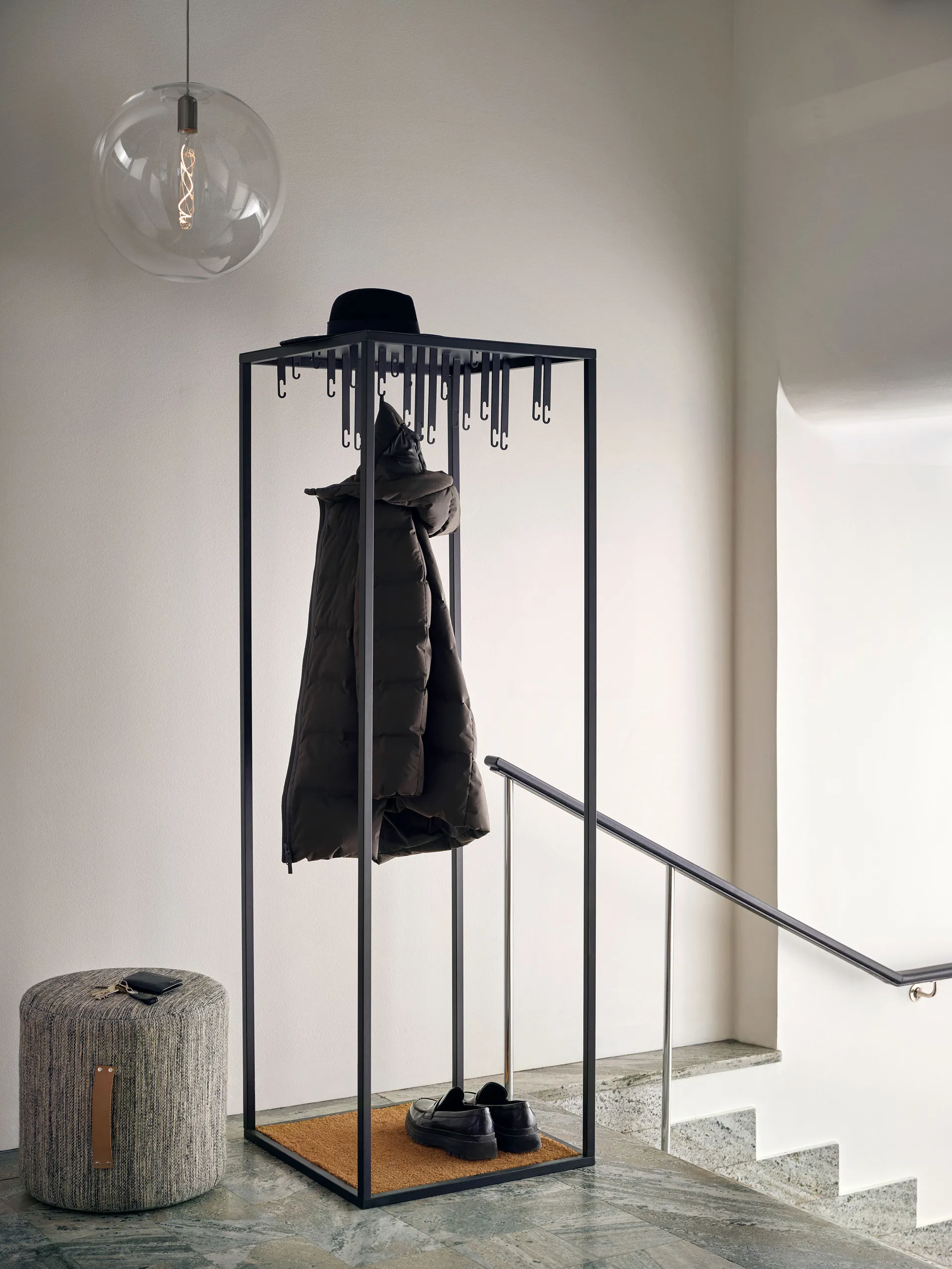 Ateljé klädhängare, Svart Design House Stockholm