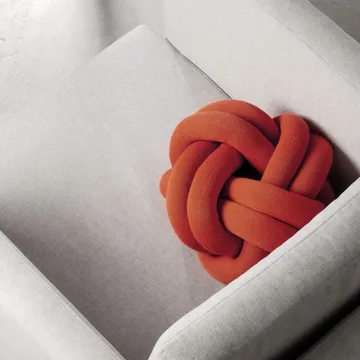 Knot kudde - Orange red - Design House Stockholm