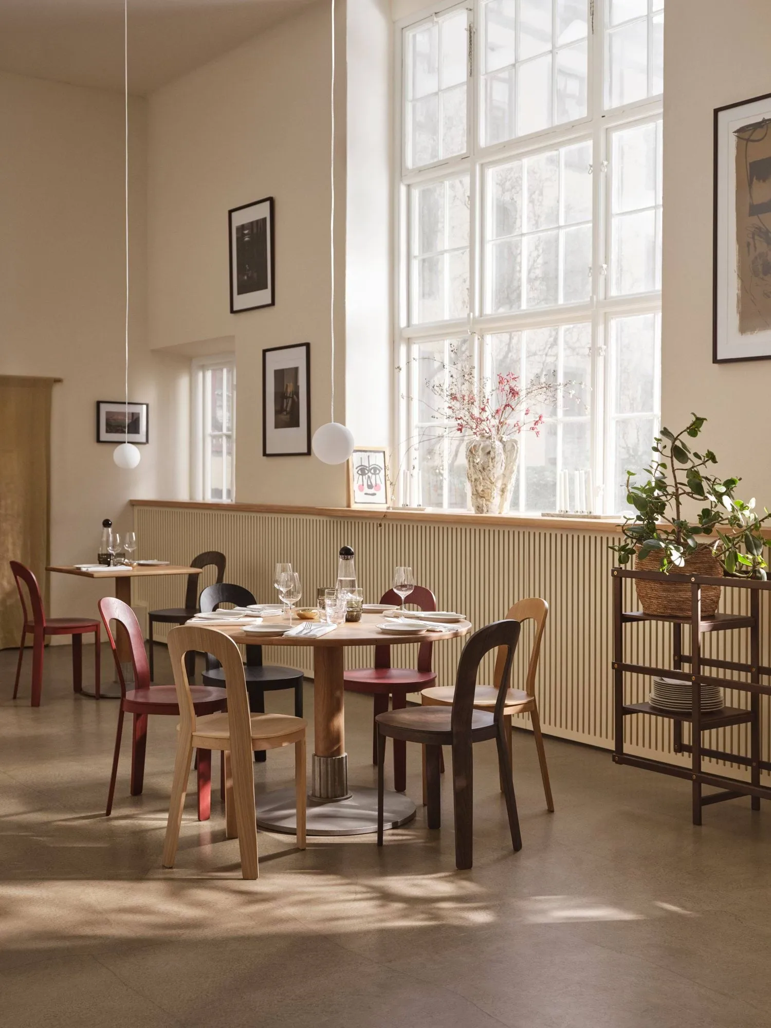 Tock Table matbord, Ek, Ø110x76 cm Design House Stockholm