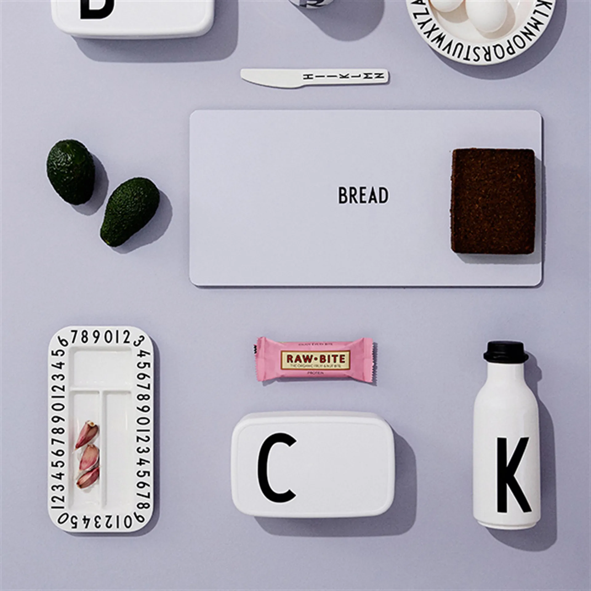 AJ Vintage termosflaska, O Design Letters
