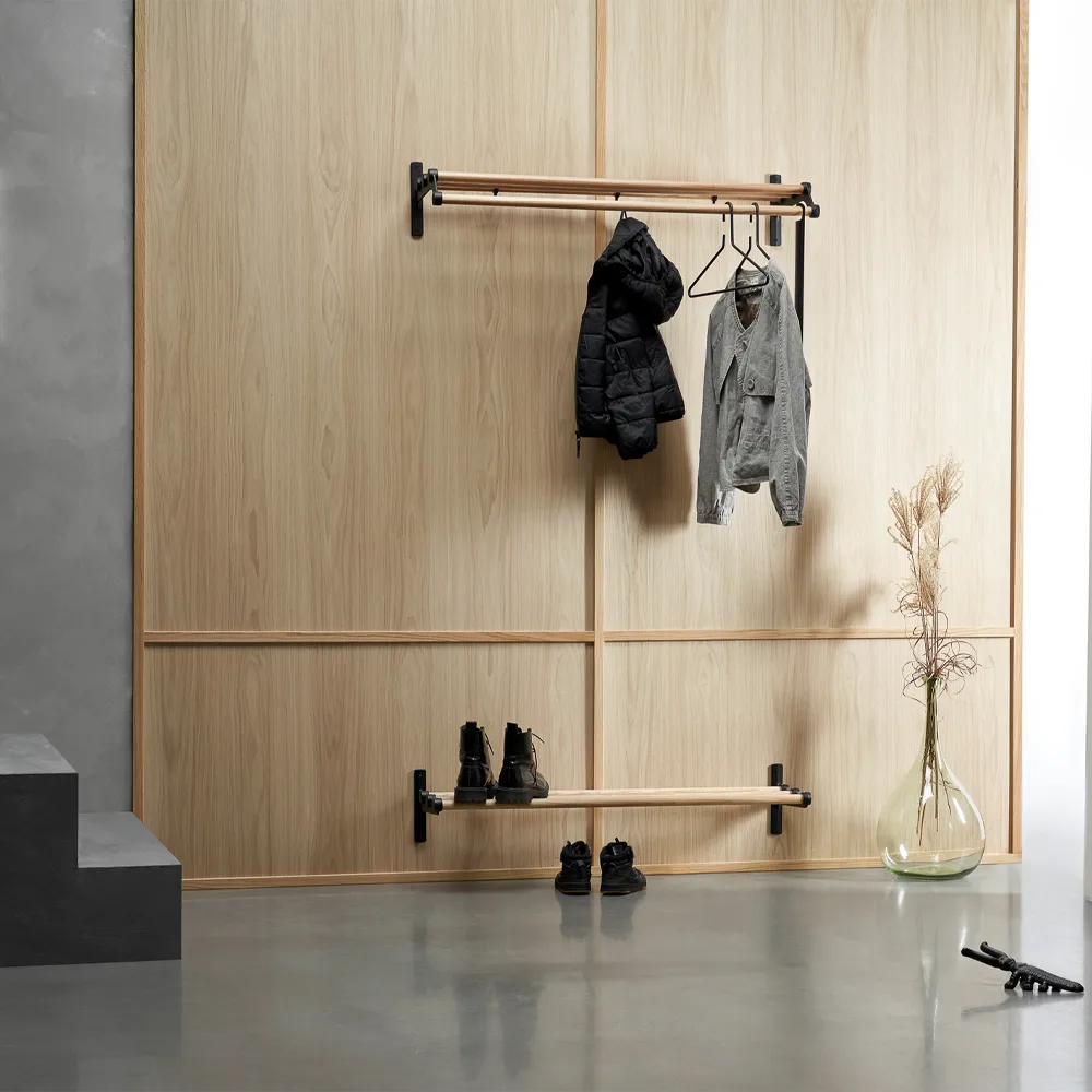 Nostalgi 291 hatthylla 100 cm, Ek-aluminium Essem Design