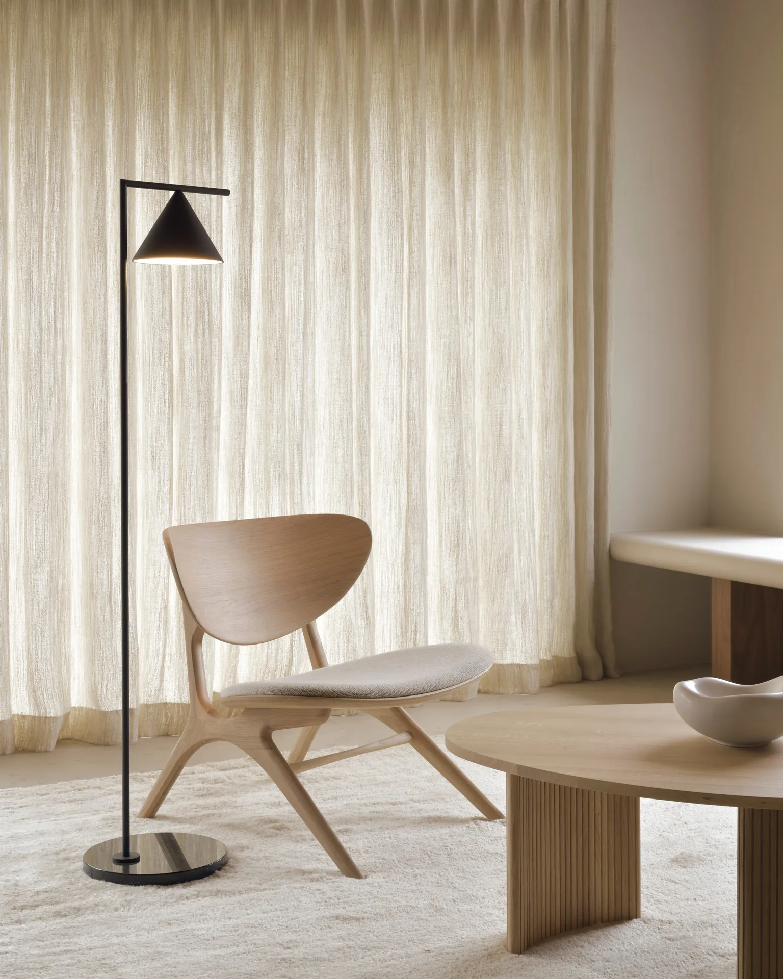 Eye loungefåtölj, Oak, off white Ethnicraft