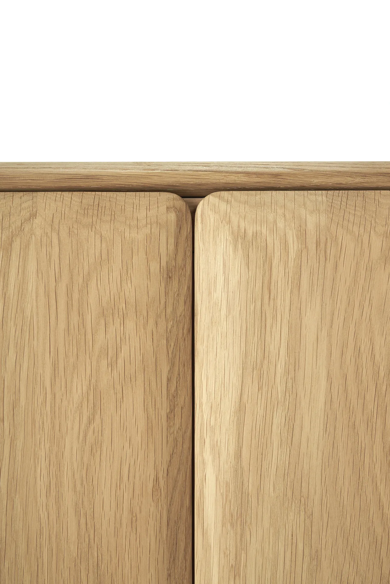 PI Sideboard, Ek, 3 dörrar Ethnicraft