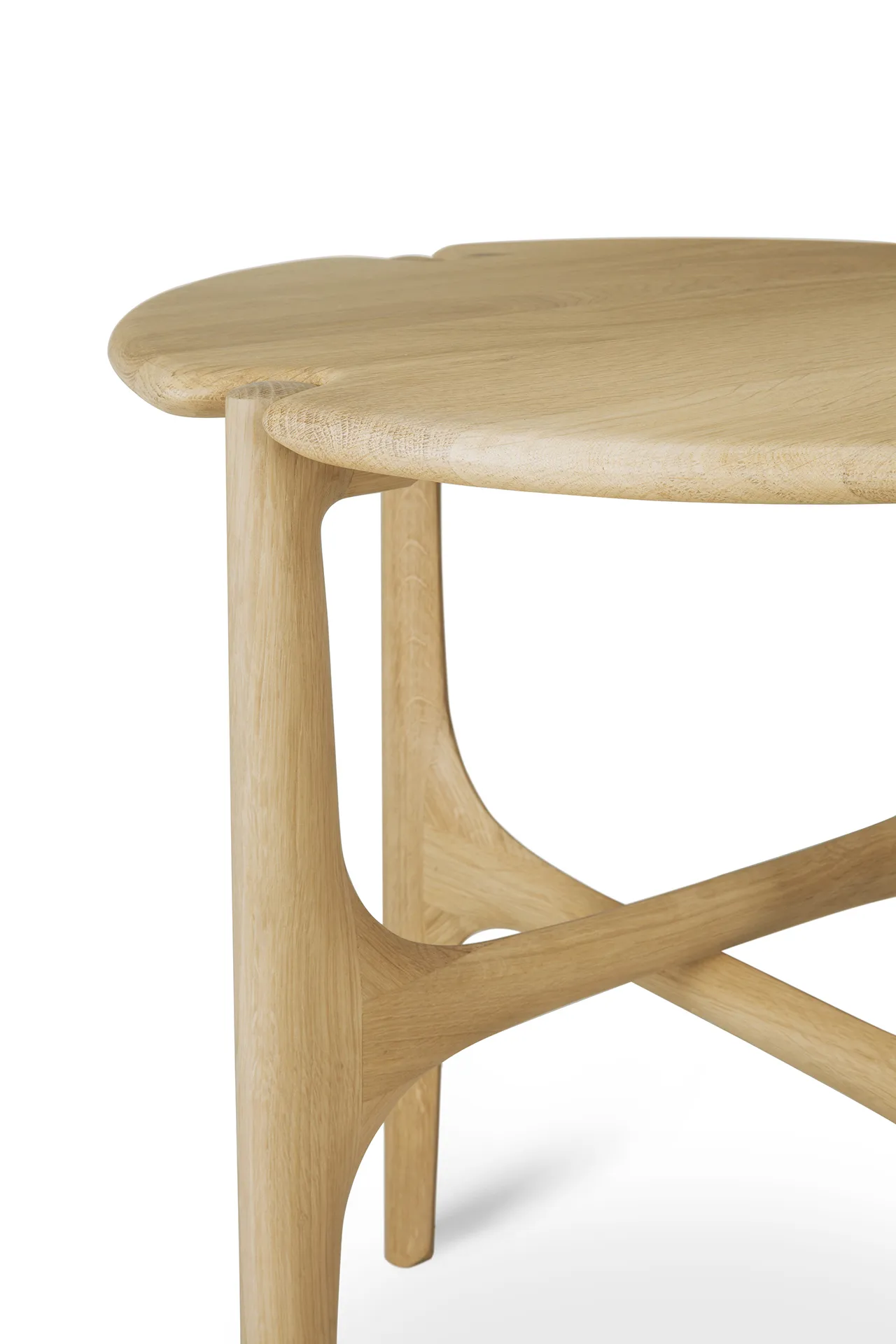 PI sidobord, Lackad teak Ethnicraft