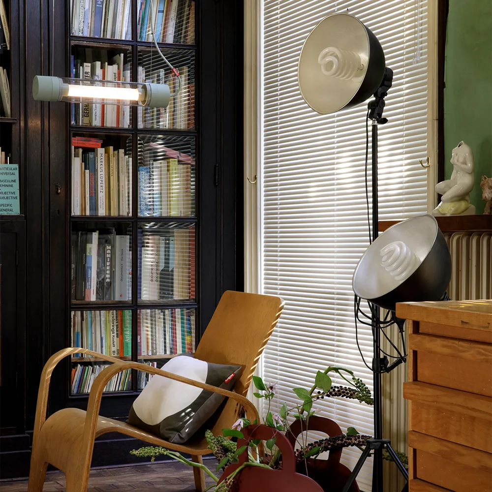 Tjoep vägglampa, light grey, large Fatboy