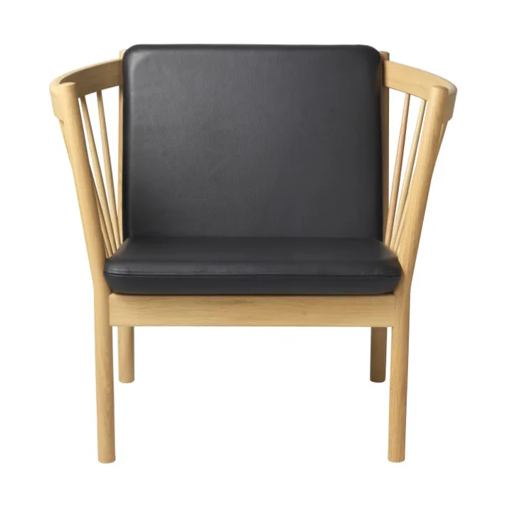 J146 fåtölj - Oak nature lacquered-black leather - FDB Møbler