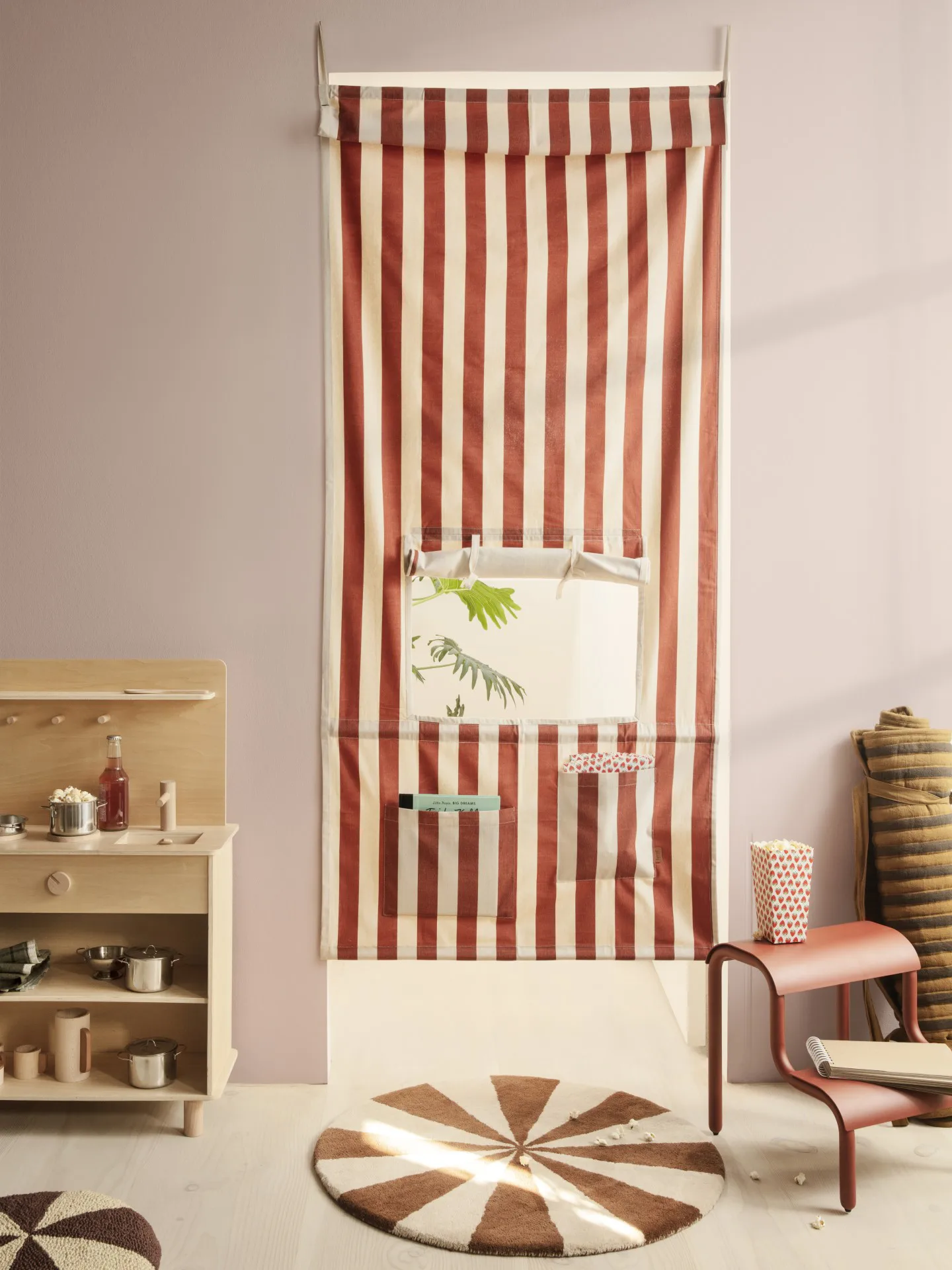 Arch handtuftad matta Ø70 cm, Dark brick-Off white Ferm Living