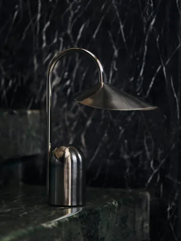 Arum portabel lampa - Stainless steel - Ferm Living