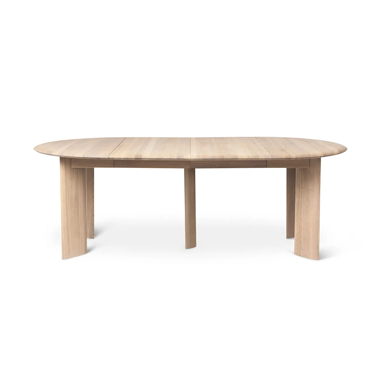 Bevel Extendable matbord, Vitoljad ek, inkl. 2 st iläggsskivor Ferm Living