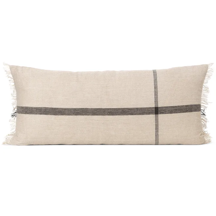 Calm kudde camel-black - 38x88 cm - Ferm Living