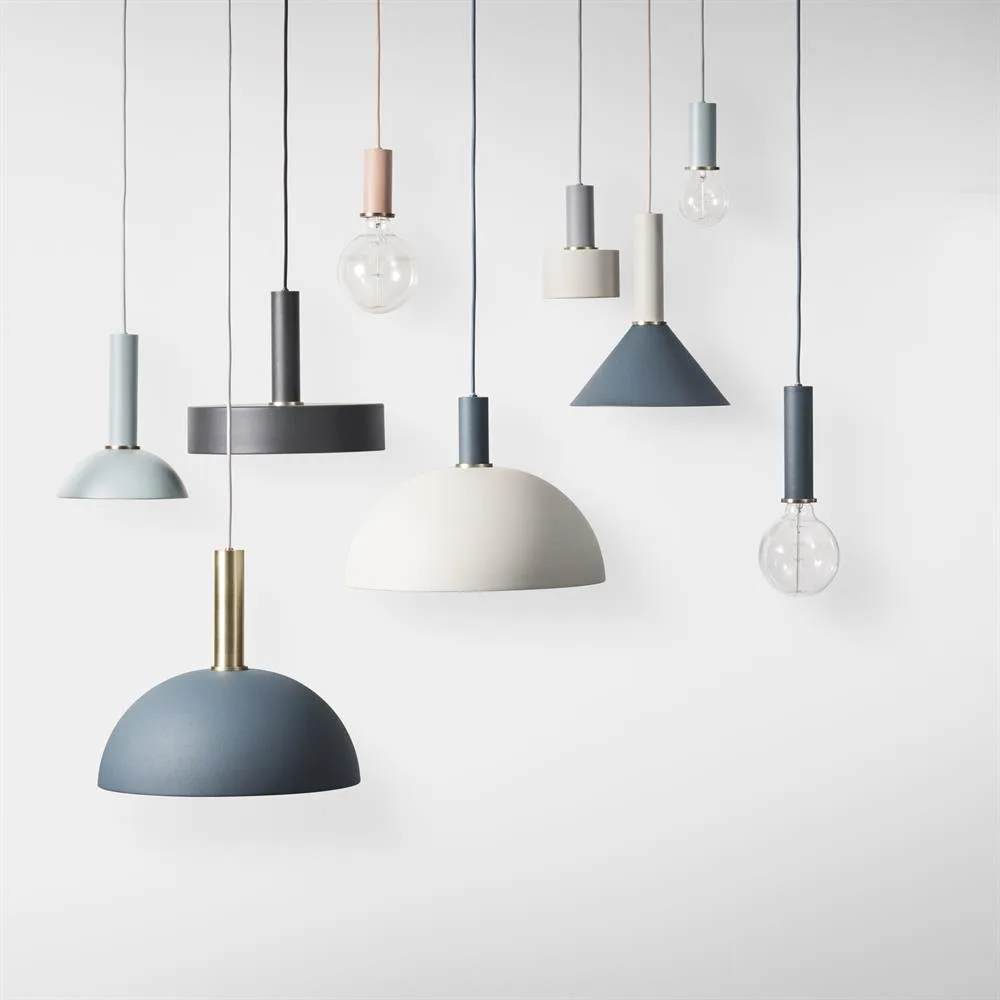 Collect taklampa stor, light grey (grå) Ferm Living