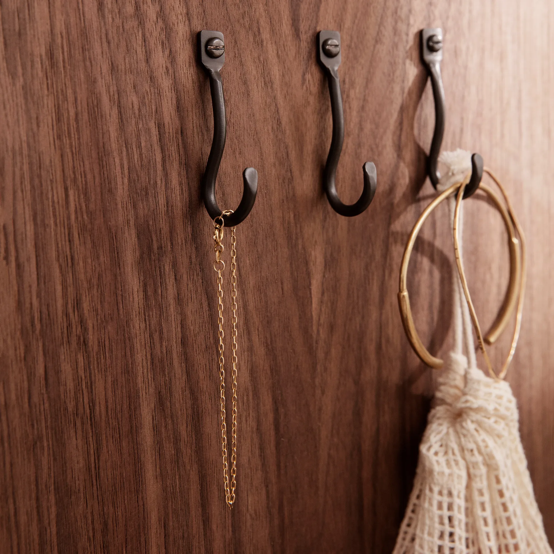 Curvature krok 3-pack, Svart mässing Ferm Living