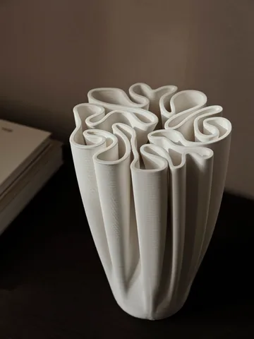 Dedali vas 25 cm - Off-white - Ferm Living