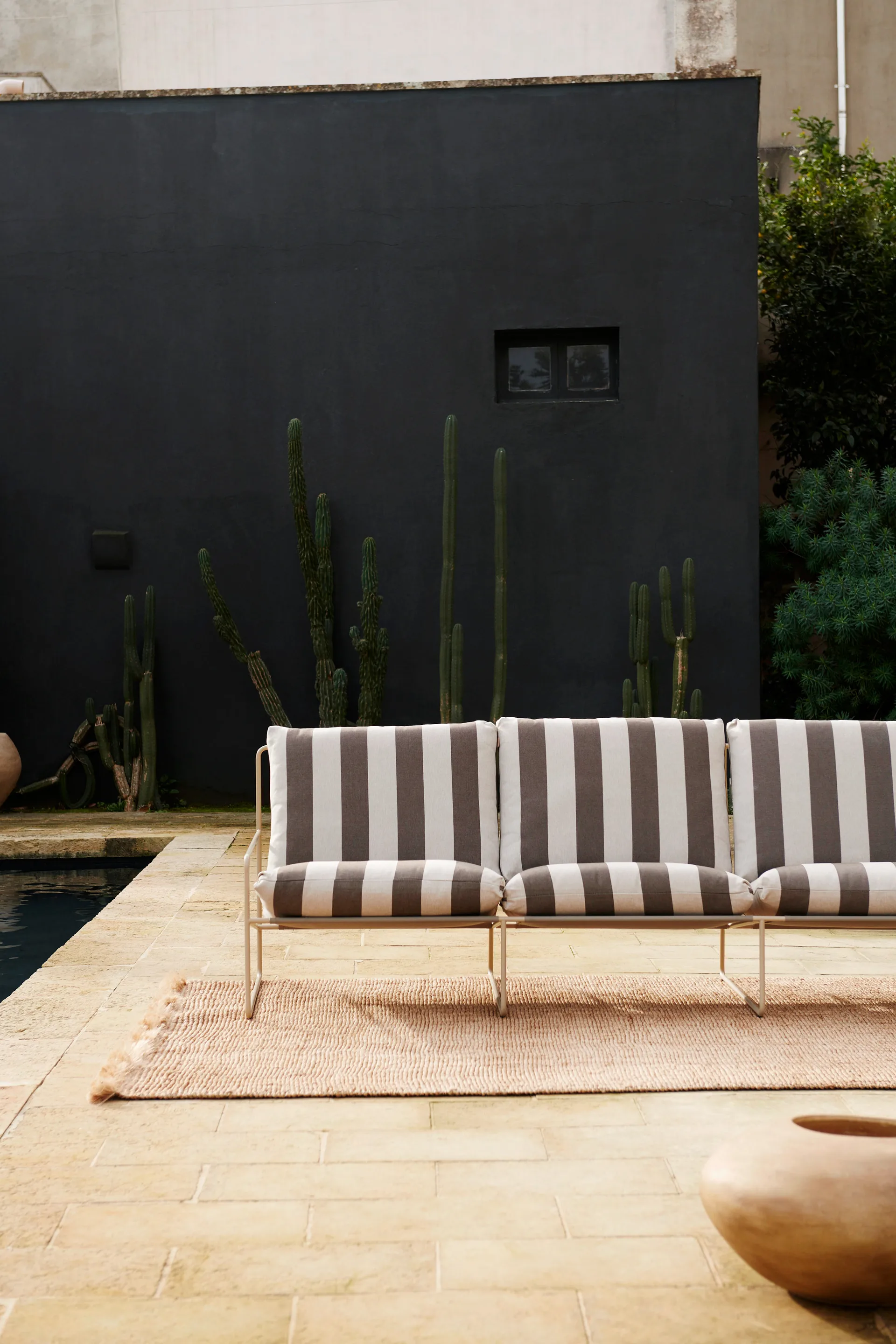 Desert 3-sits soffa, Cash stripe-chocolate Ferm Living