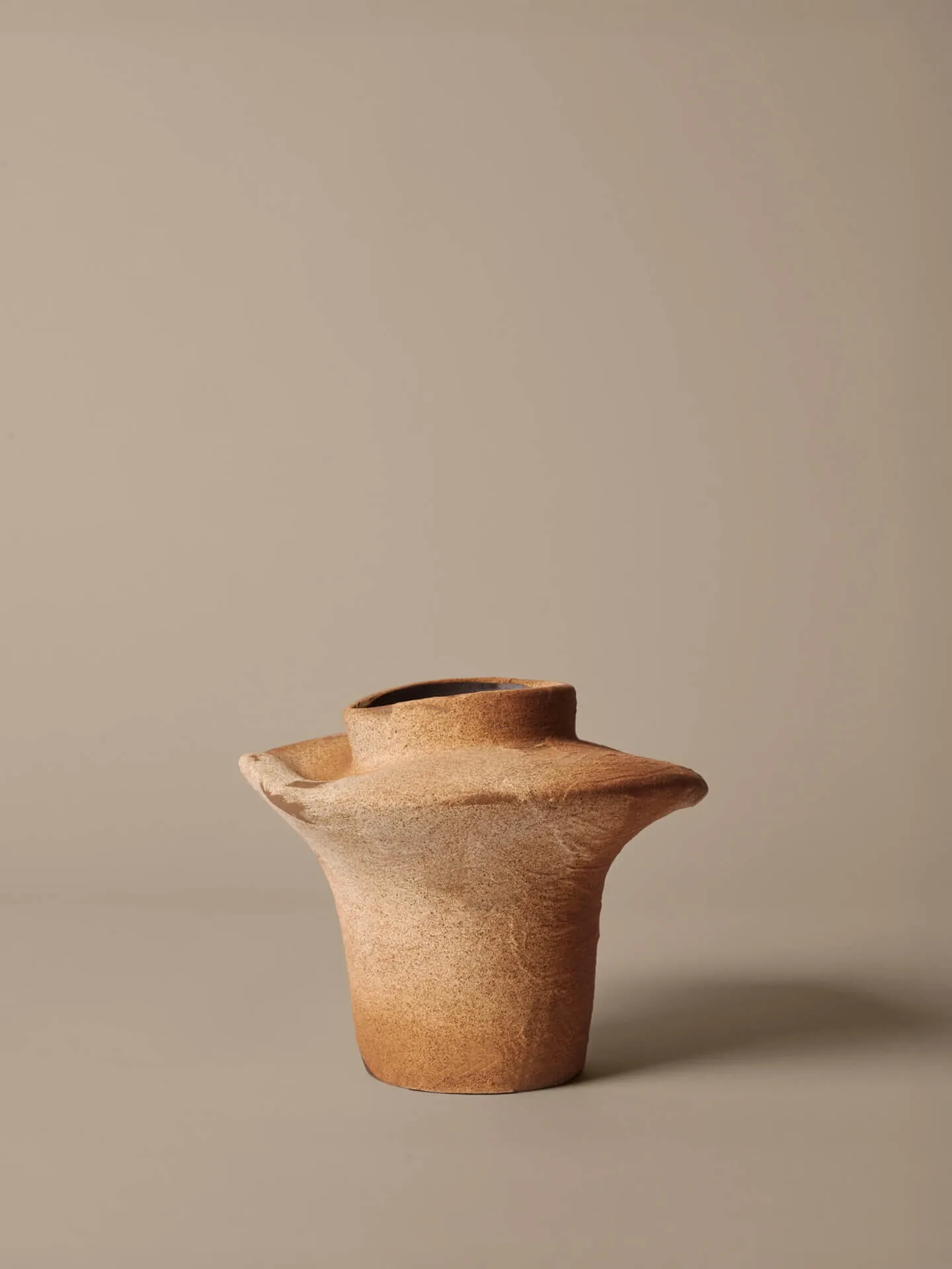 Evio vas, Burnt umber, Ø25x22 cm Ferm Living
