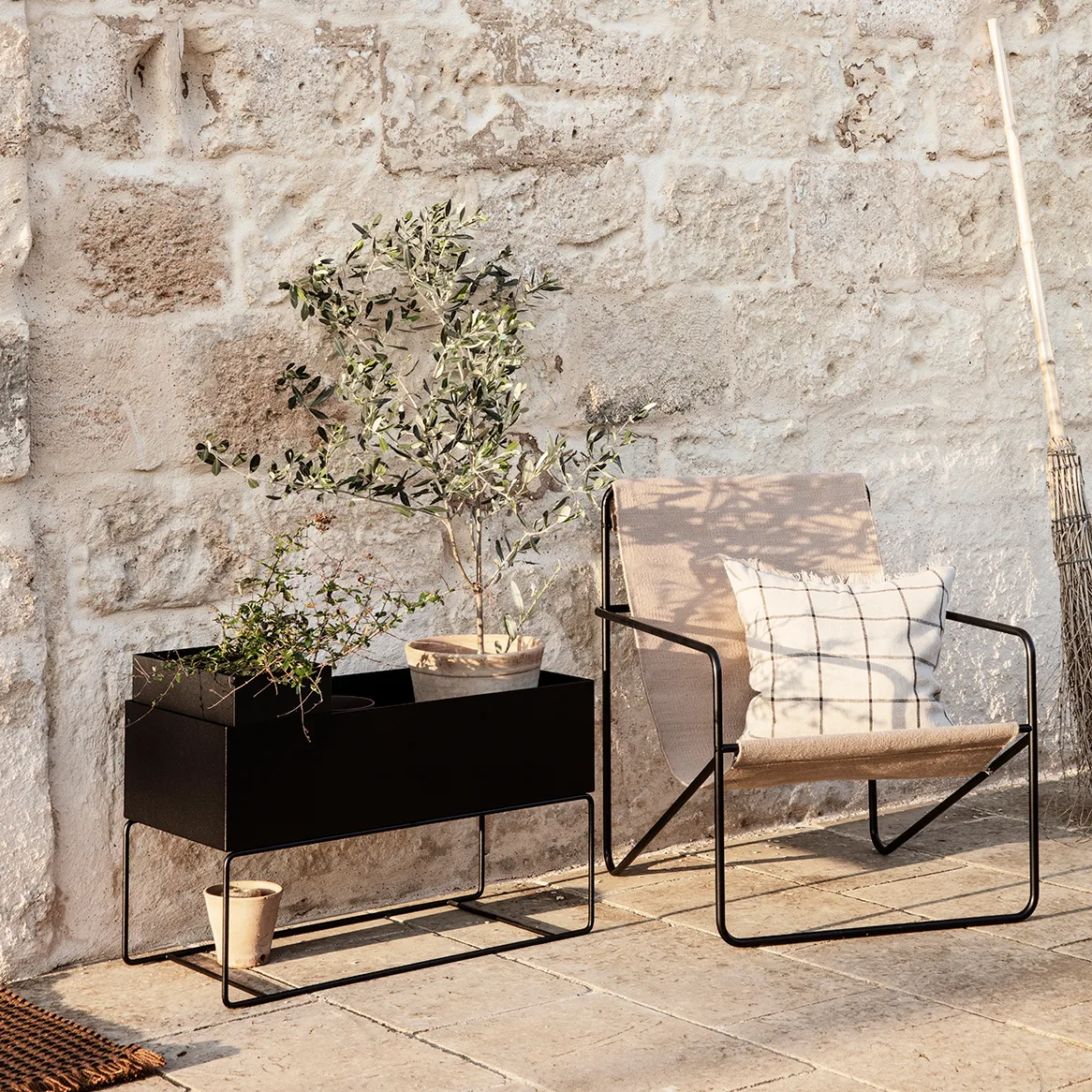 Ferm Living plant box large, Black Ferm Living