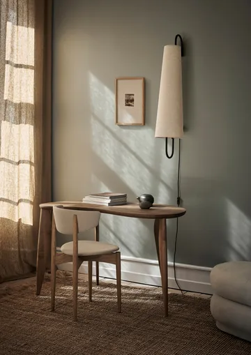 Feve skrivbord 60x117 cm - Walnut - Ferm Living
