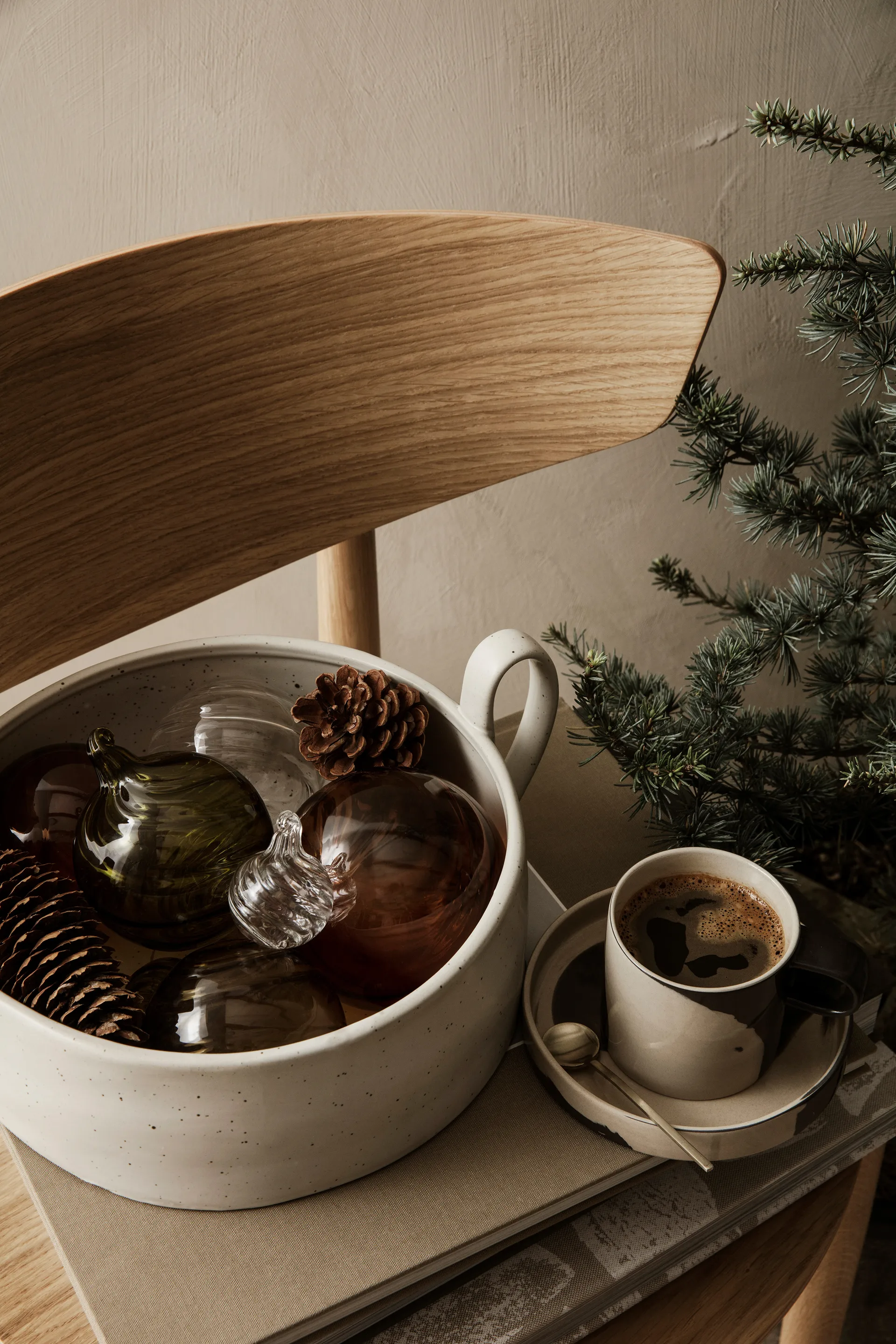 Flow Centrepiece skål, Off-white speckle Ferm Living