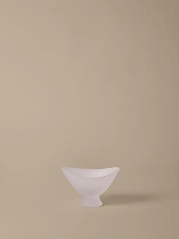 Fountain skål 19 cm - Frosted - Ferm Living