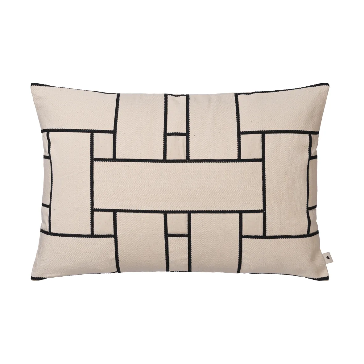 Lattice Offset kuddfodral, Off-white-black, 40x60 cm Ferm Living