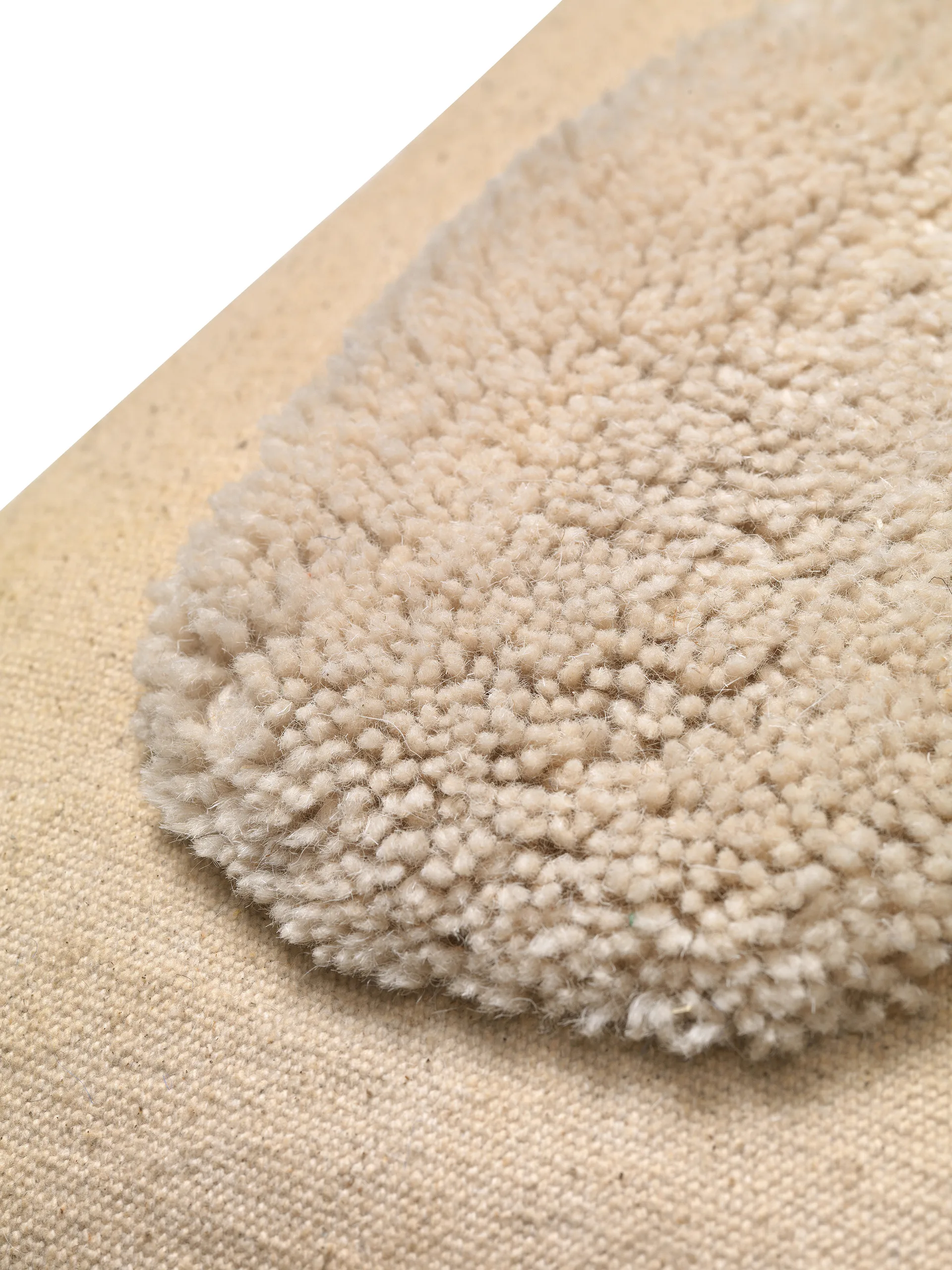 Lay kudde 50x50 cm, Sand / Off-white Ferm Living