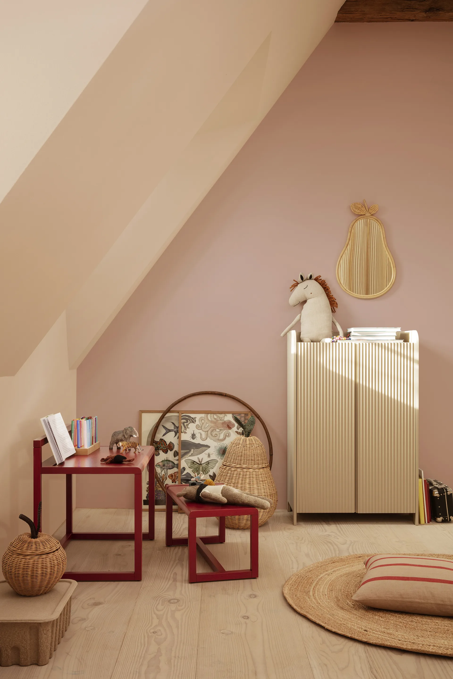 Little Architect skrivbord, Poppy red Ferm Living