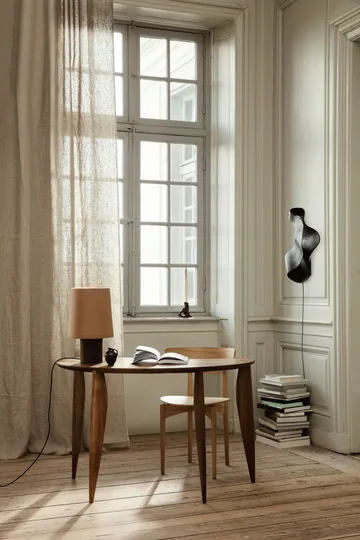 Oyster vägglampa - Black - Ferm Living