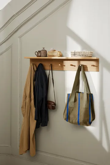 Place Rack knopplist hylla ek - Medium - Ferm Living