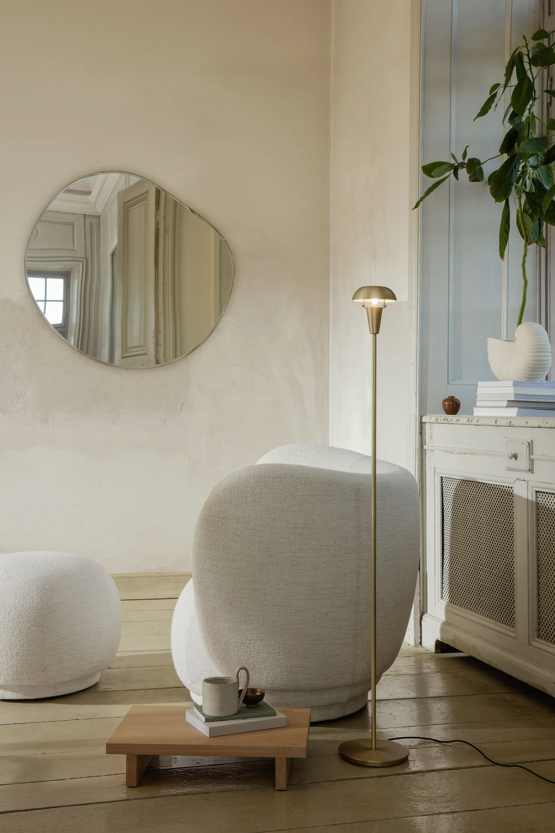Rico lounge chair bouclé, Wool bouclé offwhite Ferm Living