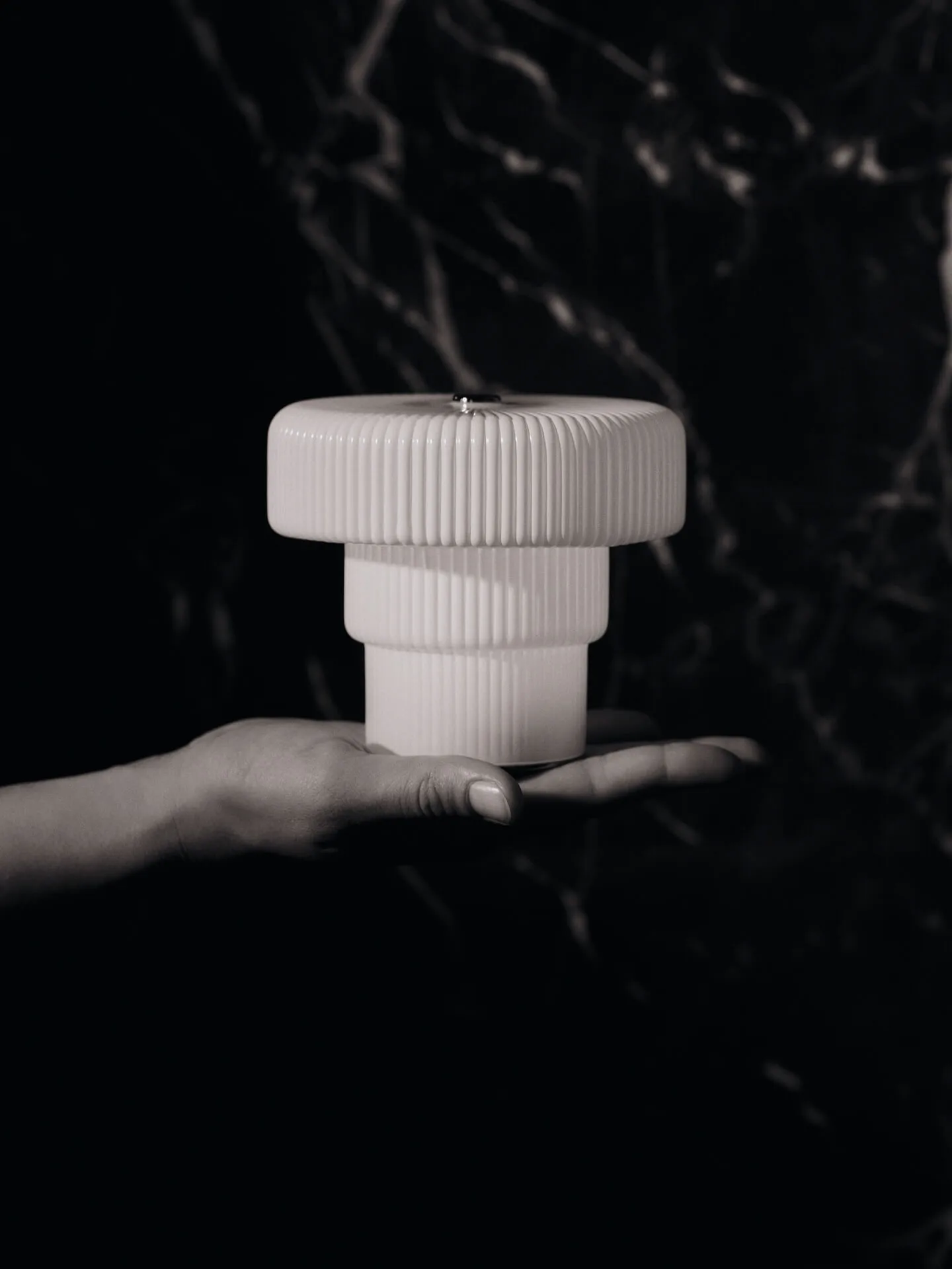 Ripple portabel bordslampa, White (vit), 10 cm Ferm Living