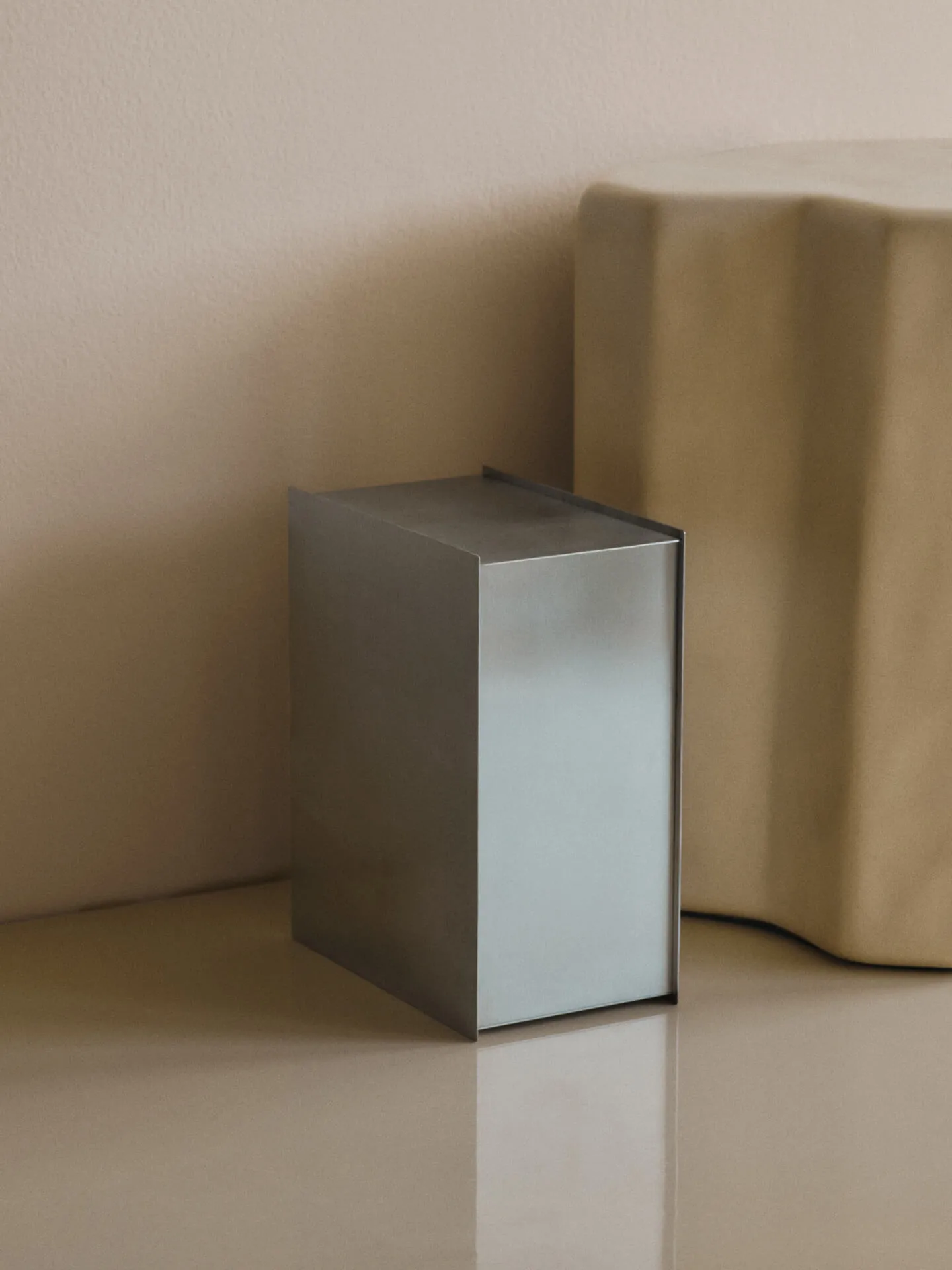 Sama soptunna, Brushed stainless steel Ferm Living