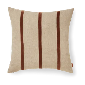 Senti Stripe kuddfodral 50x50 cm - Linen-carob brown - Ferm Living