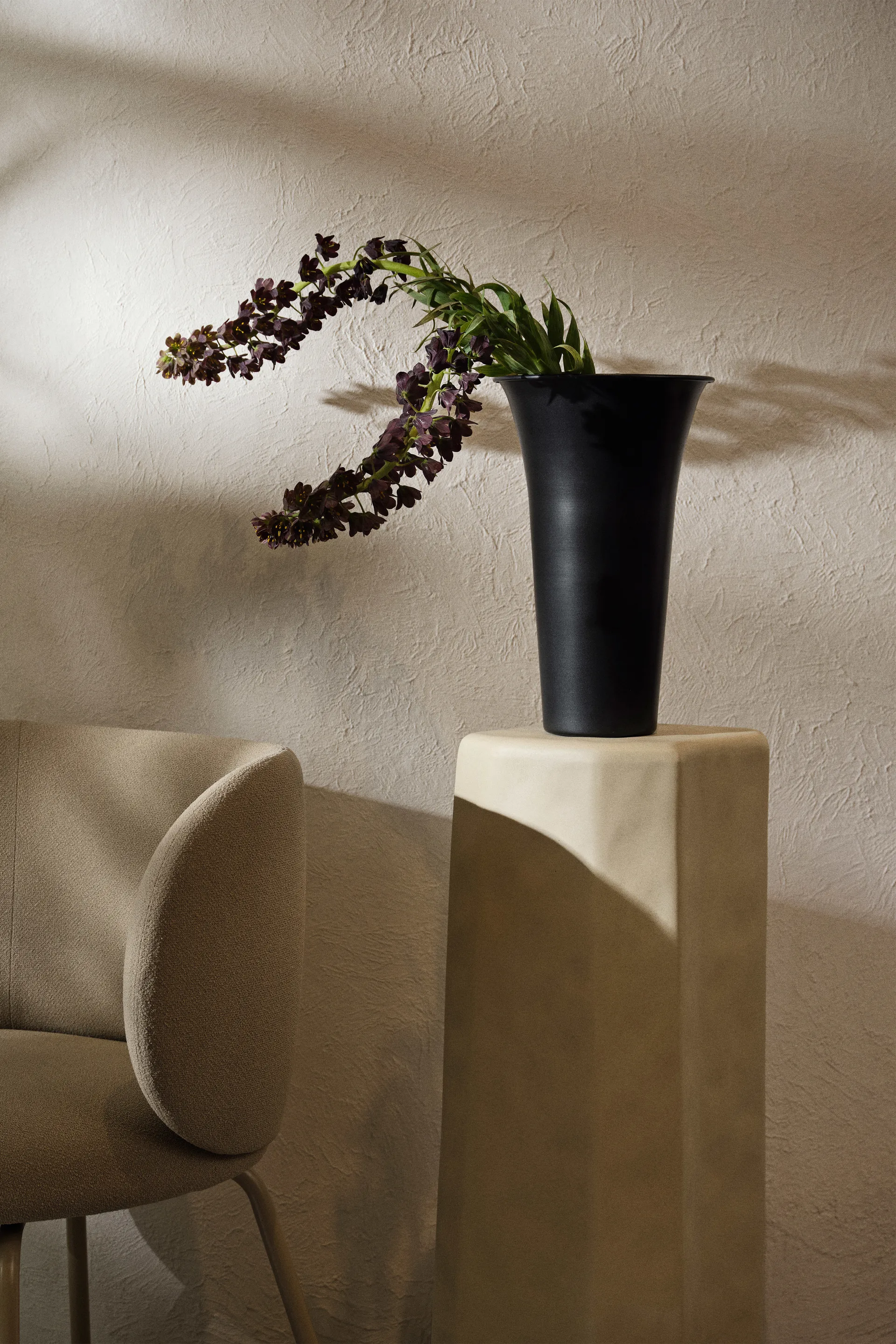 Staffa piedestal, Ivory Ferm Living