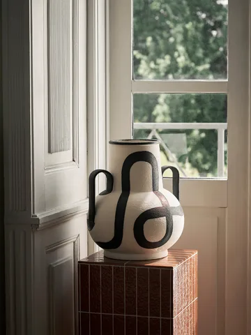 Trace vas - Off-white - Ferm Living