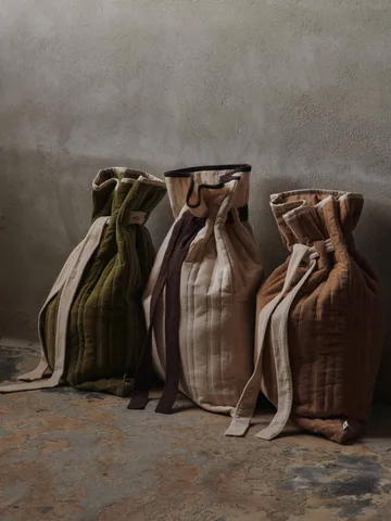 Vari quilted säck 50x70 cm - Velvet-tan - Ferm Living
