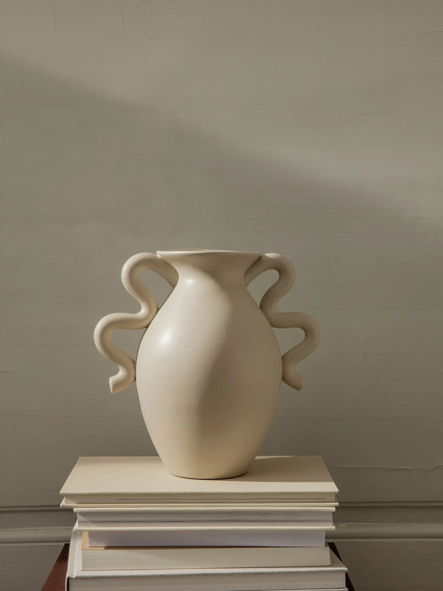 Verso vas 27 cm, Cream Ferm Living