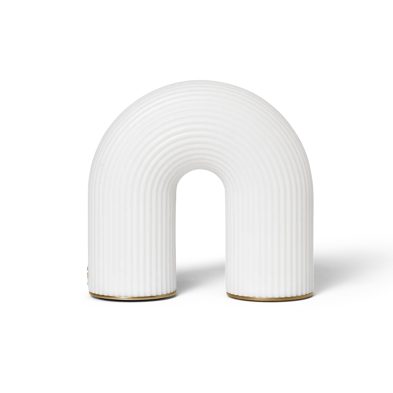 Vuelta portable bordslampa, White Ferm Living