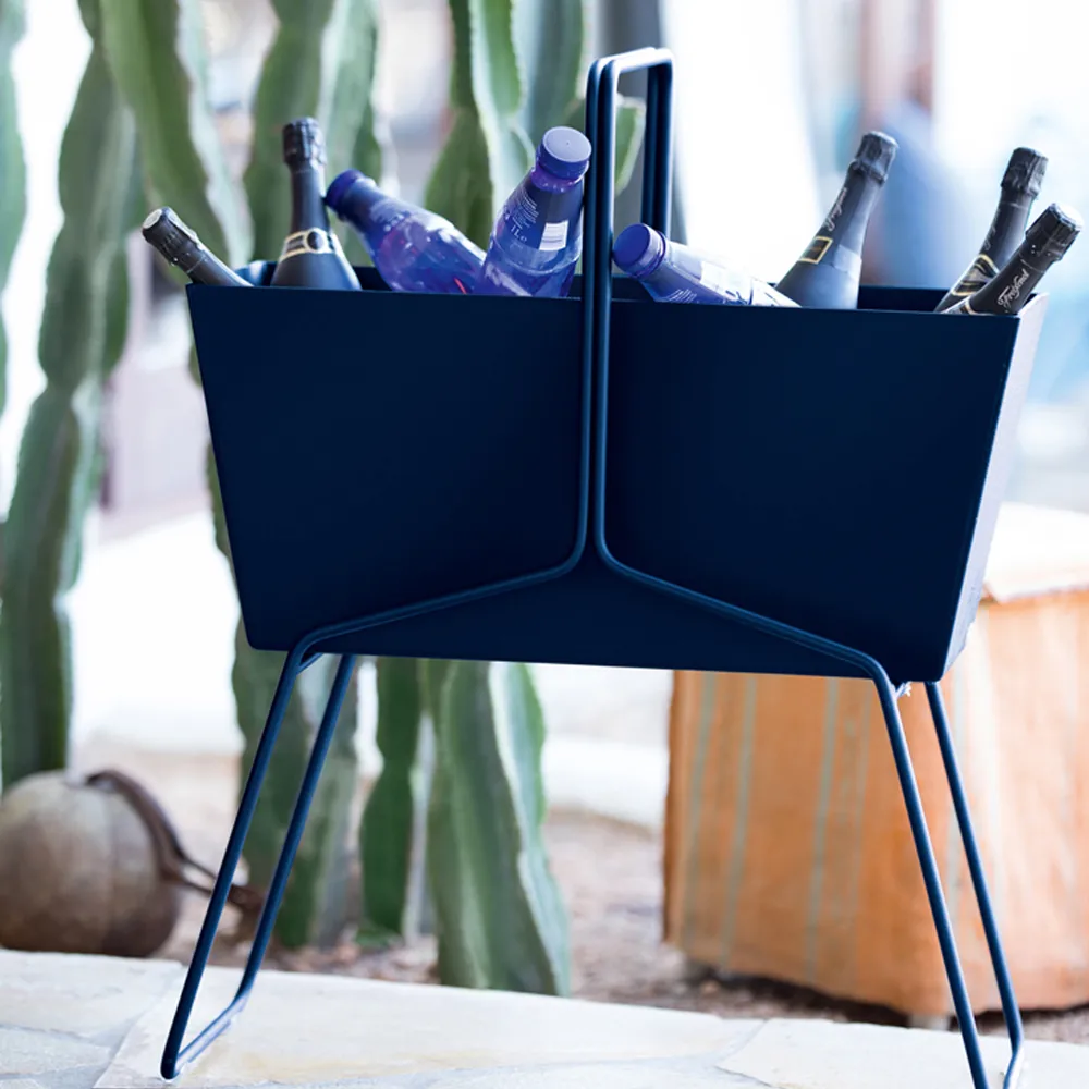 Basket high planteringsbox, Acapulco blue (blå) Fermob